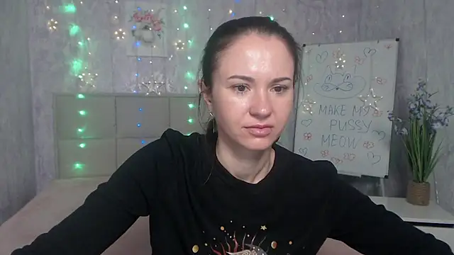 Snapshot of KaraCriegs chatting on September 29, 5:51 pm KaraCriegs online show from September 29, 5:51 pm