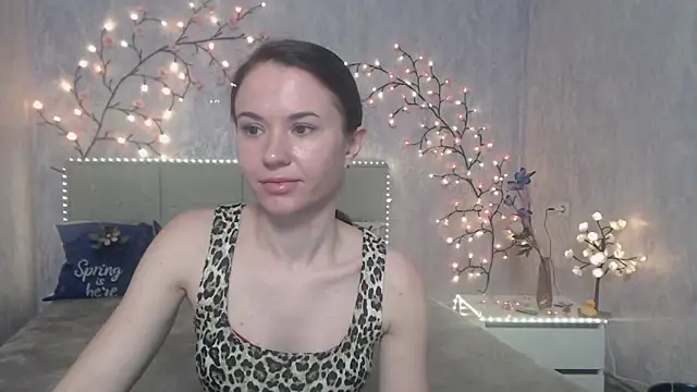 KaraCriegs online show from April 23, 5:48 pm