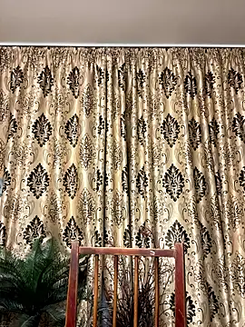 NadiraNoor online show from April 9, 7:41 pm