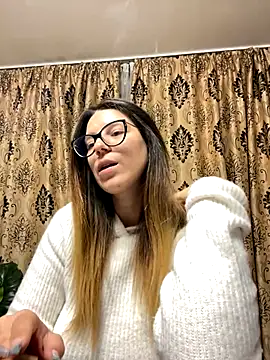 NadiraNoor online show from October 16, 10:12 pm