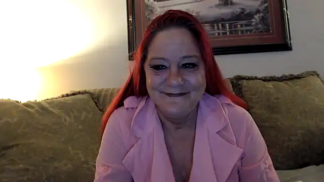 LexxiLeeds online show from October 1, 11:04 am