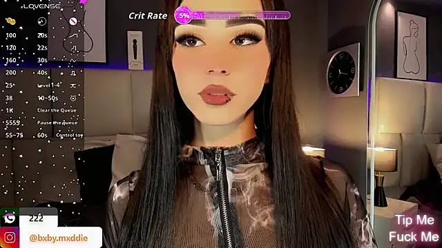 kimMaddiee online show from September 21, 5:50 am