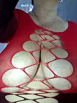 laura bassi online show from March 4, 3:57 am