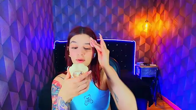 LiaHarryis online show from September 11, 6:19 pm