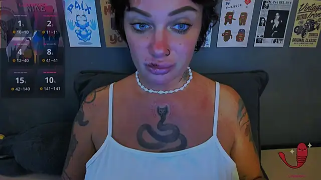 EllieOz online show from June 28, 4:57 pm
