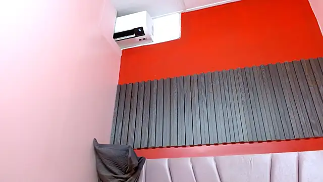 VeronicaRobles online show from September 15, 6:48 pm