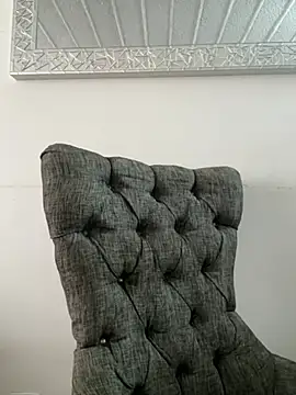 emmyjhonson07 online show from April 22, 12:13 pm