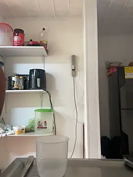 emmyjhonson07 online show from February 5, 3:37 pm