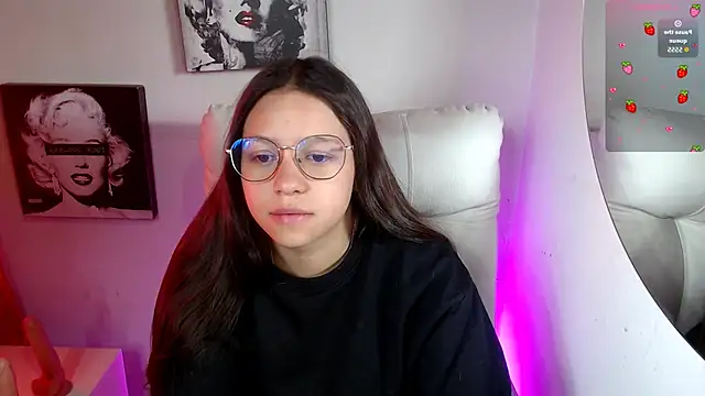 SamanthaRoldaan online show from November 11, 2:58 pm