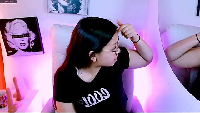 SamanthaRoldaan online show from February 27, 3:34 pm