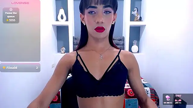 Snapshot of KatrinaQueen1 chatting on September 12, 6:57 am KatrinaQueen1 online show from September 12, 6:57 am
