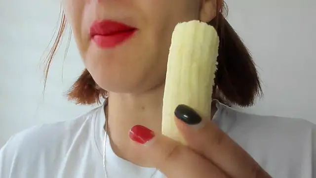 queen fetish online show from February 25, 4:05 pm