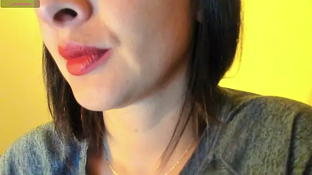 Snapshot of queen_fetish chatting on October 13, 10:51 am queen fetish online show from October 13, 10:51 am