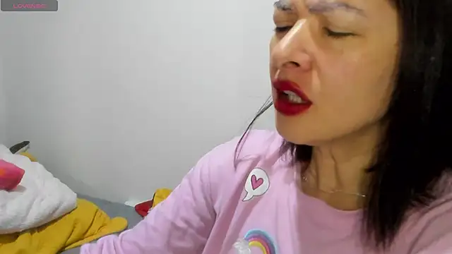 queen fetish online show from October 22, 10:42 am