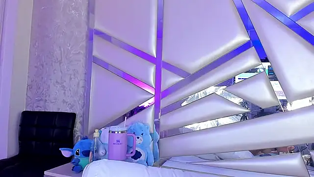 Miia002 online show from September 26, 6:00 am