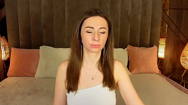 KimmmLi online show from October 30, 2:18 pm