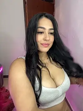 Snapshot of Charlotte_cutee18 chatting on October 7, 10:14 pm Charlotte cutee18 online show from October 7, 10:14 pm
