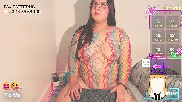 Snapshot of Mellyparker_ chatting on September 18, 2:37 pm Mellyparker online show from September 18, 2:37 pm