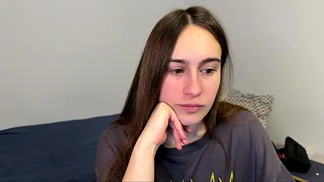 AliceKolltt online show from April 20, 9:29 pm