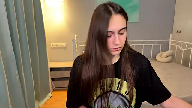 AliceKolltt online show from June 16, 8:54 pm