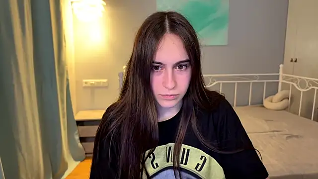 AliceKolltt online show from June 23, 8:40 pm