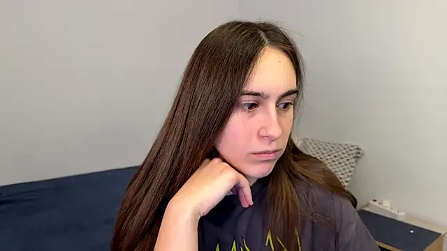 AliceKolltt online show from April 23, 2:52 am