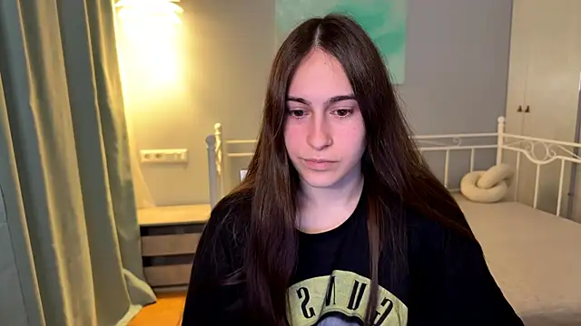 AliceKolltt online show from June 15, 5:57 pm