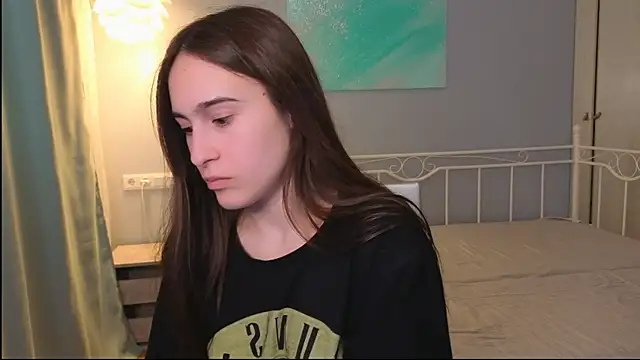 AliceKolltt online show from July 20, 10:39 am