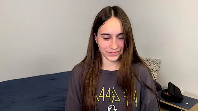 AliceKolltt online show from April 21, 2:51 am