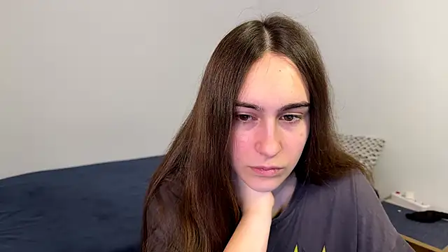 AliceKolltt online show from April 24, 9:28 pm