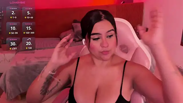 katia bigboobs1 online show from April 25, 8:06 pm