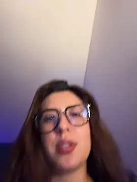 EmaSaenz online show from June 13, 3:04 am