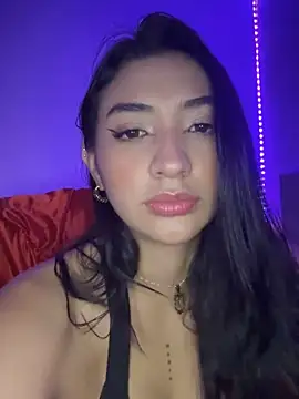 Snapshot of _Aura- chatting on September 29, 11:32 pm Aura- online show from September 29, 11:32 pm