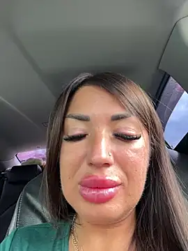 RuslanaXX online show from June 12, 4:20 am