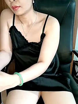 Blythe 69 online show from April 26, 8:12 am