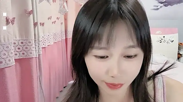 Snapshot of Shleybaby chatting on October 28, 6:52 am Shleybaby online show from October 28, 6:52 am