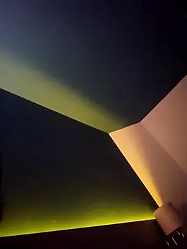 Luna Kitanna online show from April 22, 11:57 pm