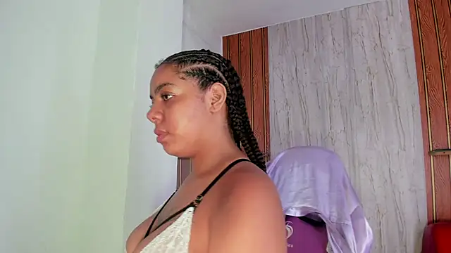 Alika01 online show from October 4, 1:39 pm