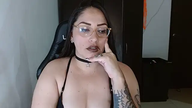 Snapshot of natashasmithe chatting on October 19, 2:46 am natashasmithe online show from October 19, 2:46 am