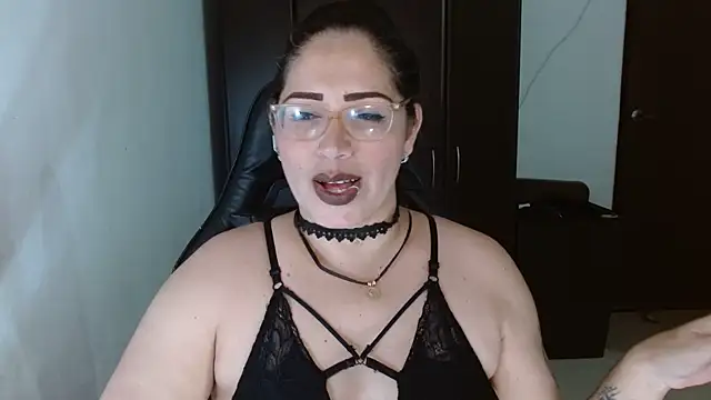 Snapshot of natashasmithe chatting on October 15, 1:08 am natashasmithe online show from October 15, 1:08 am