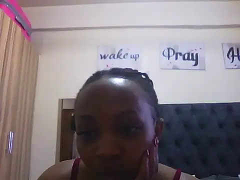 Brown sexy online show from February 18, 2:05 pm