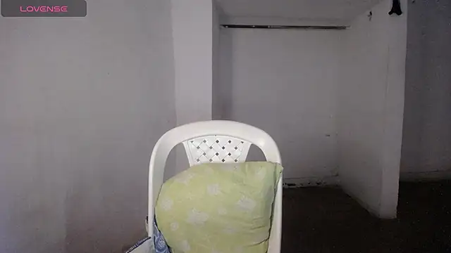 foxysweet09 online show from July 28, 9:36 pm