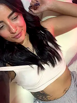 Snapshot of Hinataw33d01 chatting on October 26, 11:00 pm Hinataw33d01 online show from October 26, 11:00 pm