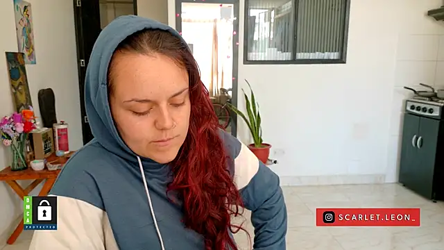 Scarletleon77 online show from April 22, 4:04 pm