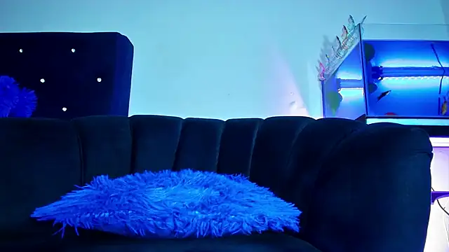 Aliice Doll online show from April 22, 2:52 am