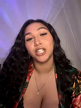 Lickplayofficial online show from November 5, 3:45 am