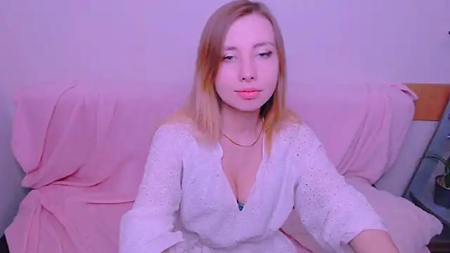 AliceFire  online show from June 6, 12:55 pm
