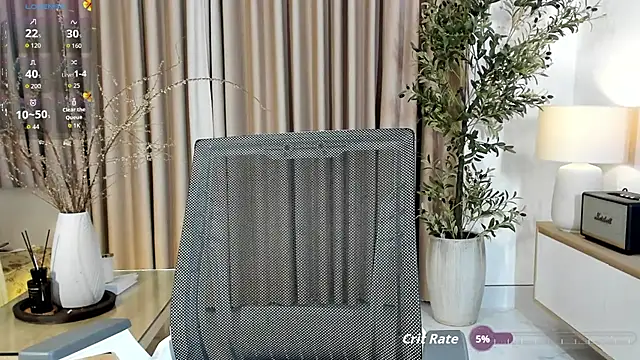  Joliie  online show from April 12, 11:17 pm