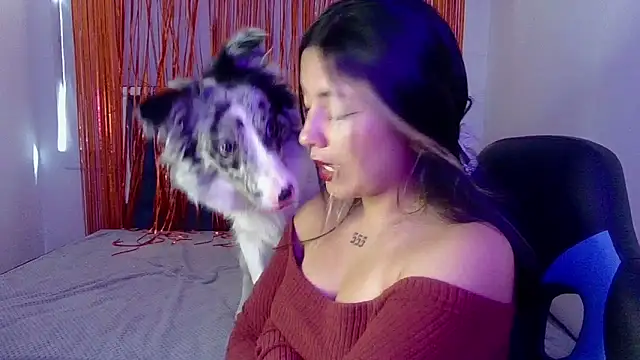 Lia 14  online show from November 12, 8:07 pm