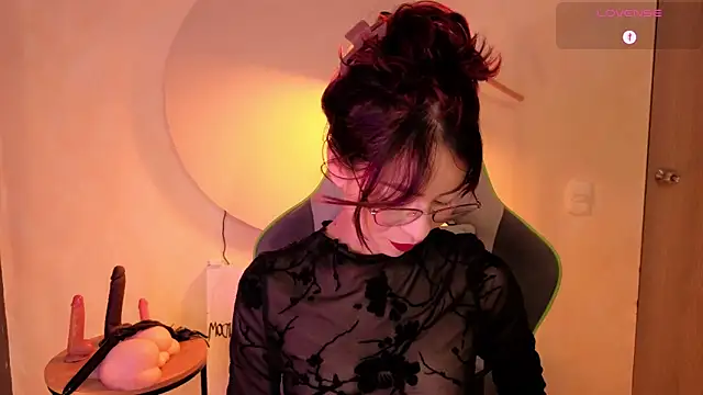 rosse 98  online show from April 20, 1:47 pm